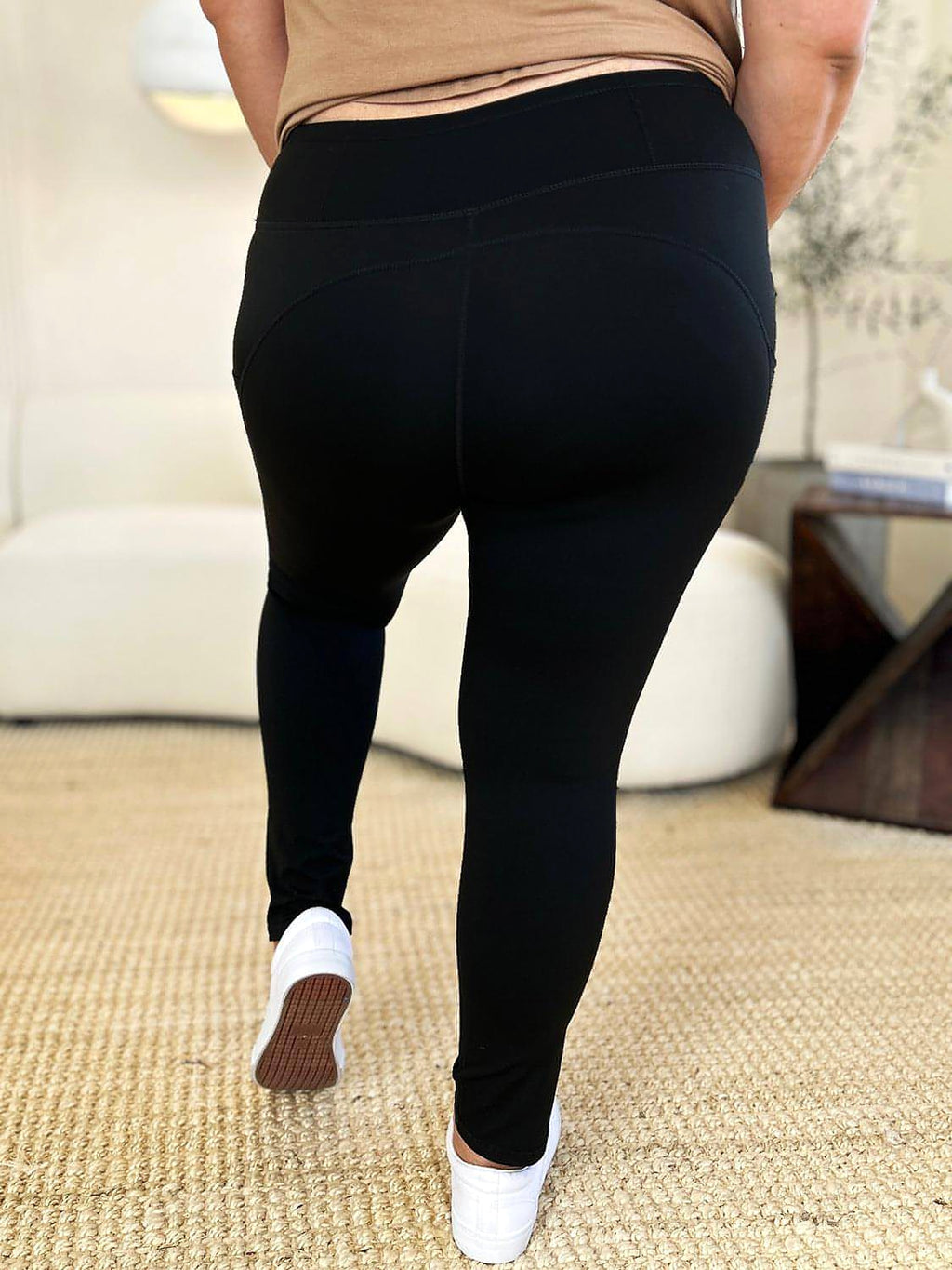 Wide Waistband Sports Leggings - enhanced image 12