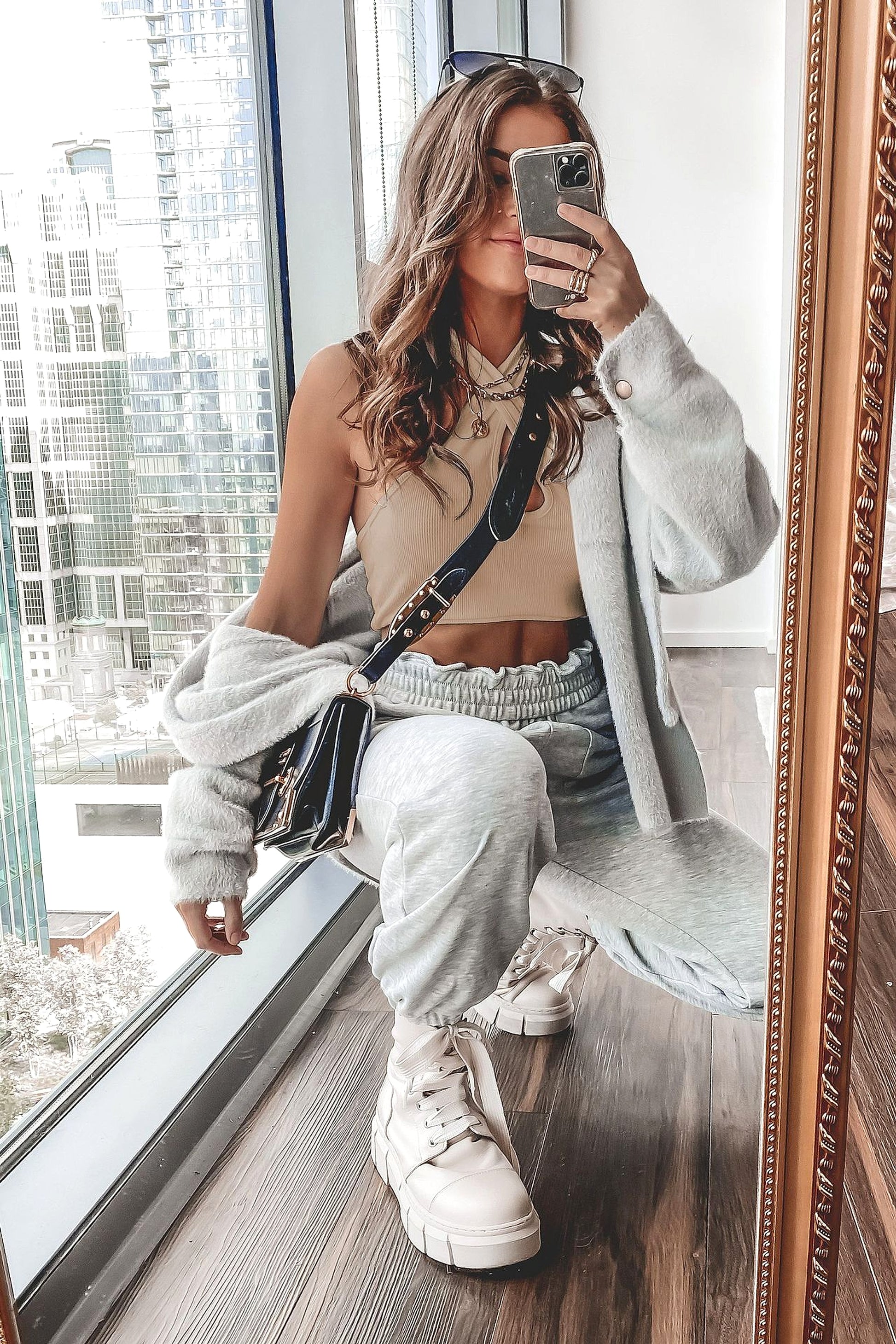 Women's Halter Backless Knitted Vest Top - enhanced image 14