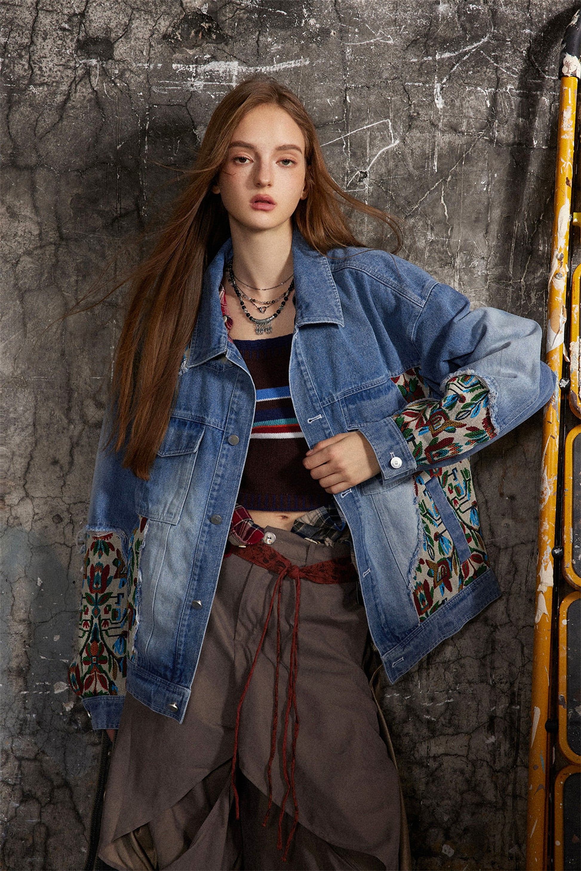 1. Stitching Embroidery Frayed Hem Denim Jacket Women - enhanced image 17